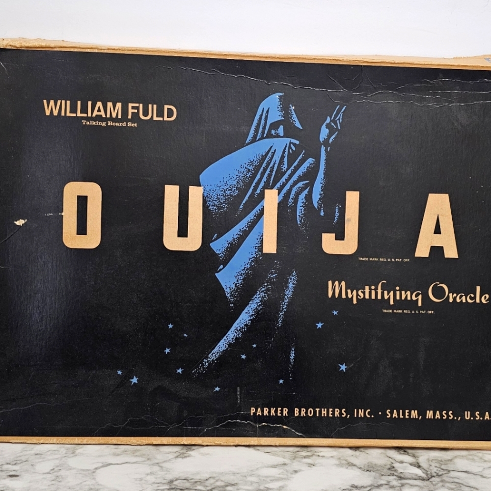 Vintage William Fuld Ouiji Board